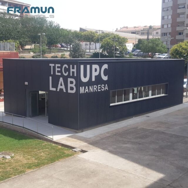 🏢 Transformem la Universitat UPC de Manresa!

Hem col·locat vinils de tall de color blanc per crear un impressionant contrast amb l'elegant fons negre. El resultat és simplement espectacular.

Què en penses, d'aquesta nova aparença? Deixa'ns els teus comentaris! 💬

#framun #framunretols #vinil #vinildetall #universitat #manresa

.

🏢 ¡Transformamos la Universidad UPC de Manresa! 

Hemos colocado vinilos de corte de color blanco para crear un impresionante contraste con el elegante fondo negro. El resultado es simplemente espectacular.

¿Qué opinas de esta nueva apariencia? ¡Déjanos tus comentarios! 💬 

#framun #framunretols #vinilo #vinilodecorte #universidad #manresa
